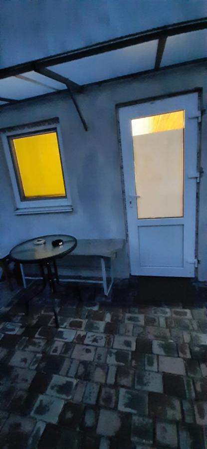 Дом С Удобствами Apartment Cherkasy Exterior photo